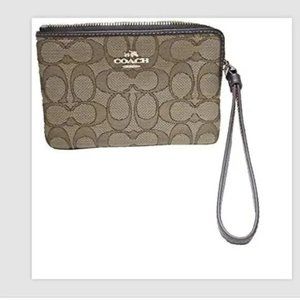 NWT Coach Corner Zip Wristlet In Signature Canvas brown/khaki F58033